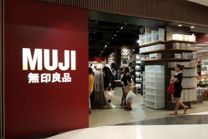 3-biggest-muji-stores-in-london