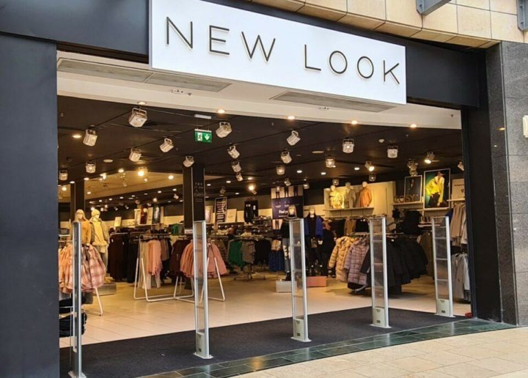 4 Biggest New Look Stores In London!